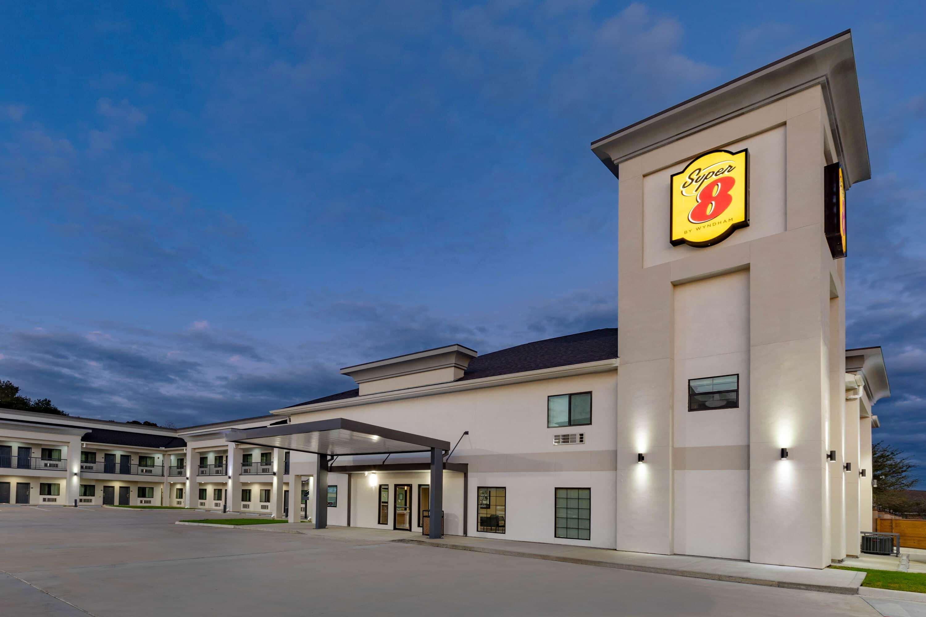 Hotel Super 8 By Wyndham Nw Beltway 8-west Rd Jersey Village