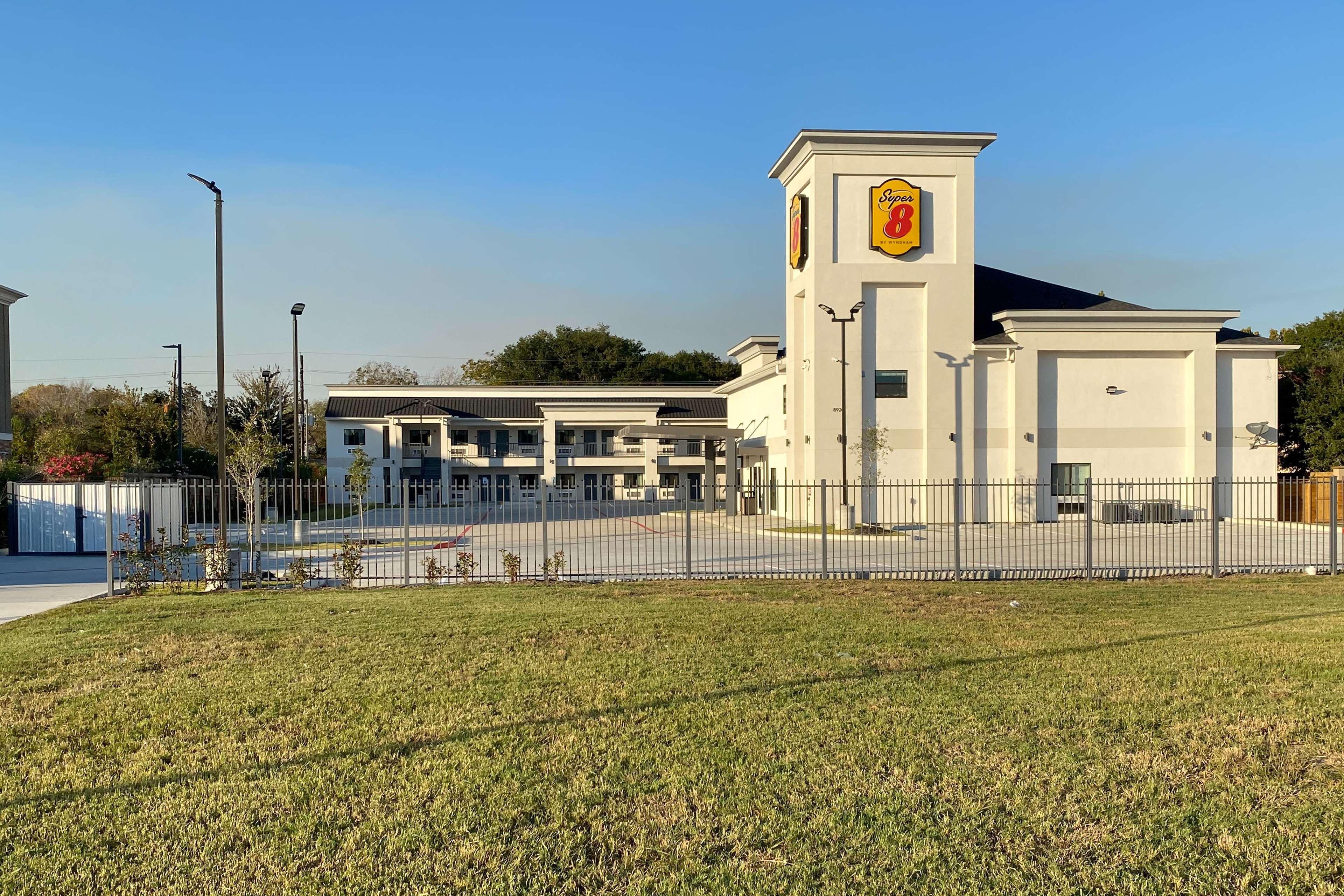 Super 8 By Wyndham Nw Beltway 8-west Rd 3* Jersey Village