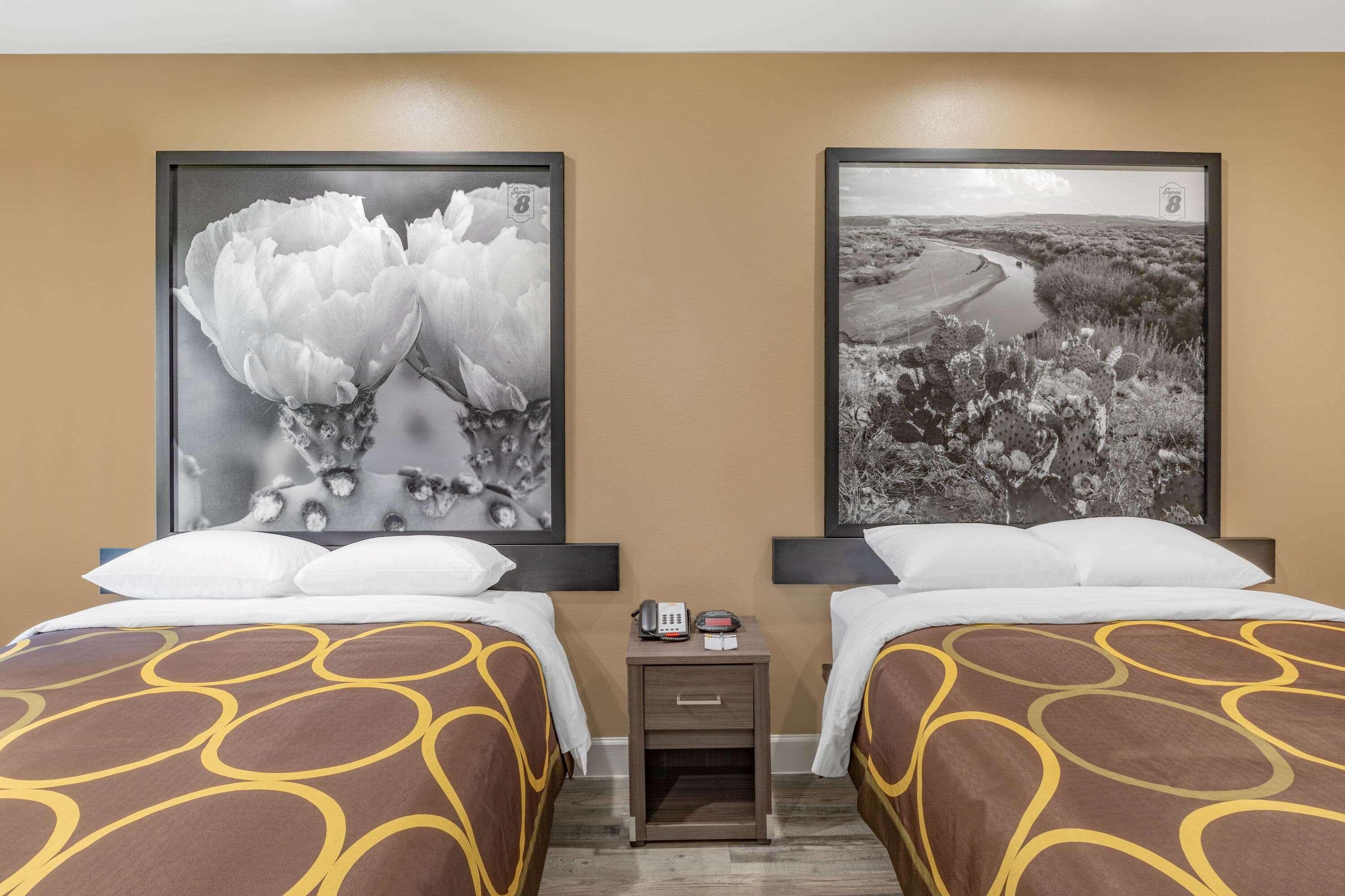 Hotel Super 8 By Wyndham Houston Nw Beltway 8-west Rd 3*