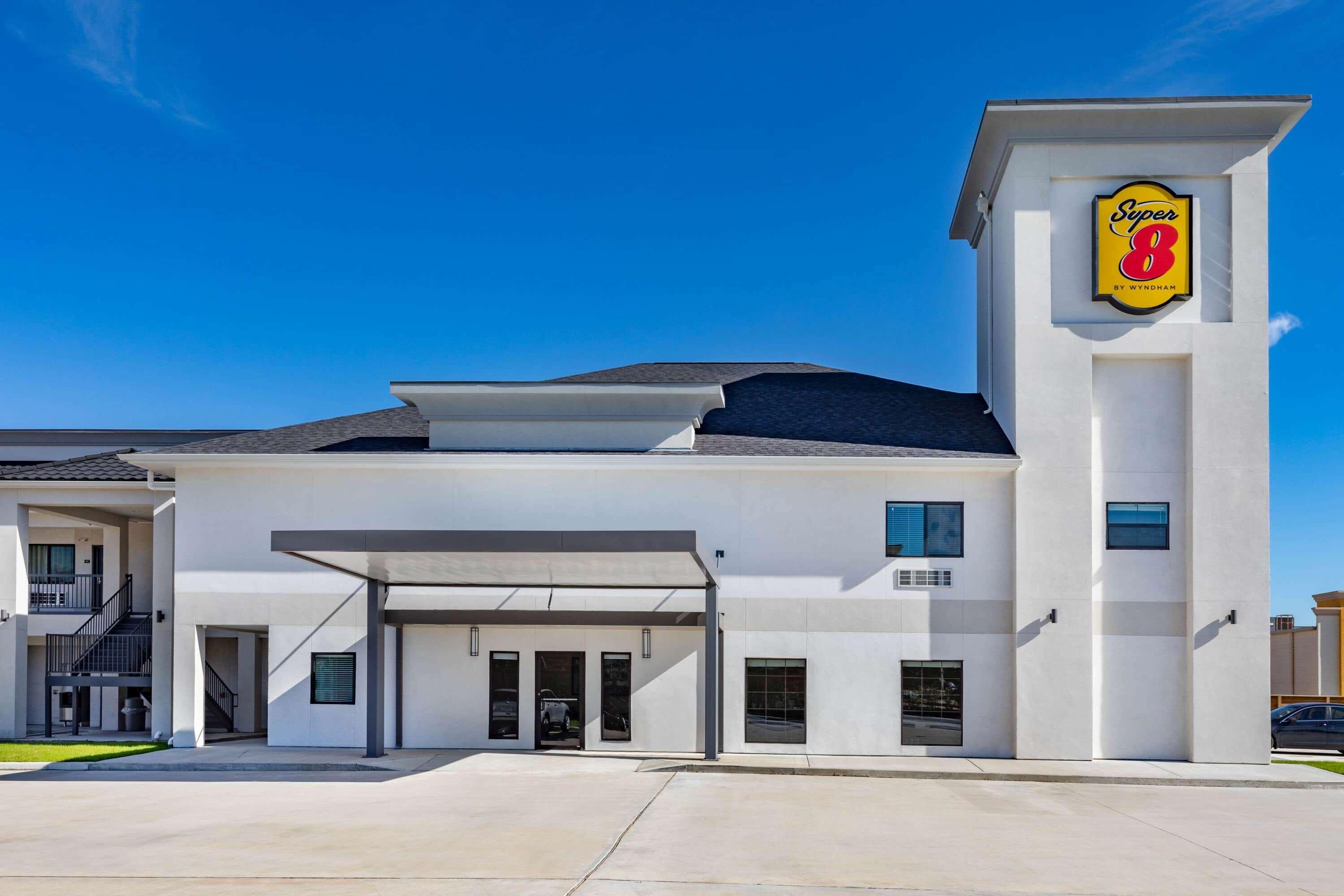 Super 8 By Wyndham Houston Nw Beltway 8-west Rd Jersey Village